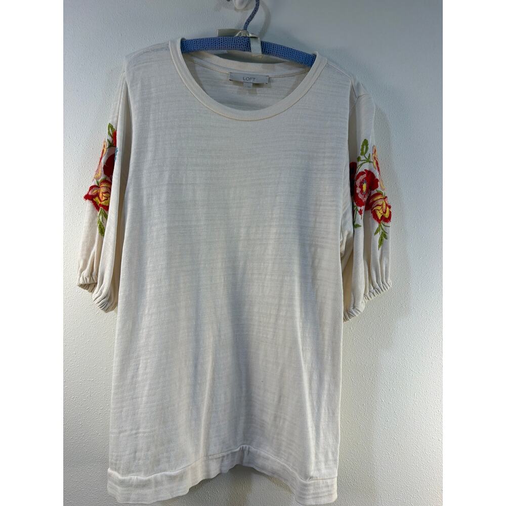 LOFT Women’s Cream Knit Top Floral Embroidered Sleeves Size large - Picture 4 of 11